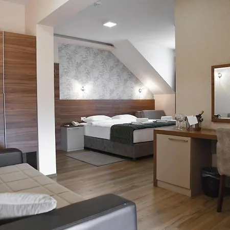 Garden Hotel Novi Sad